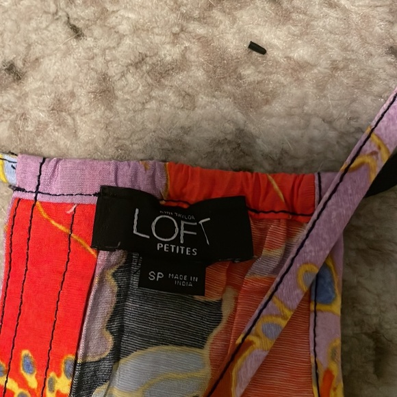 Floral, LOFT romper, small petite - Picture 2 of 3